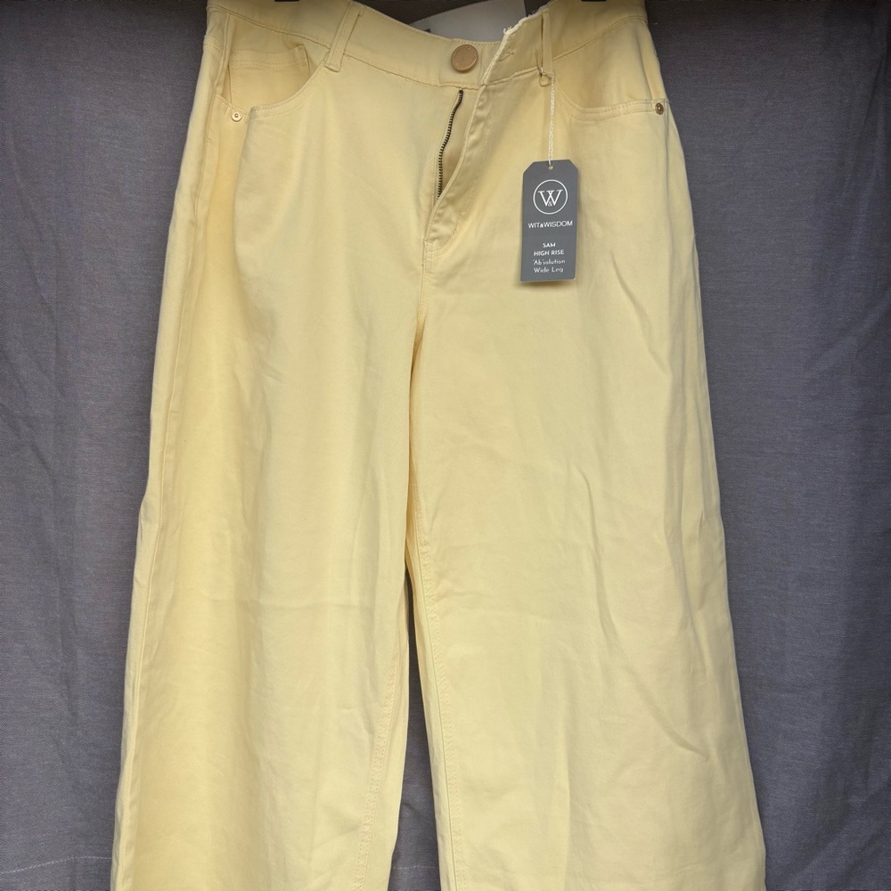 Wit & Wisdom “ab”solutions sz 12 Sam cut Pale Yellow Wide Leg cropped NWT